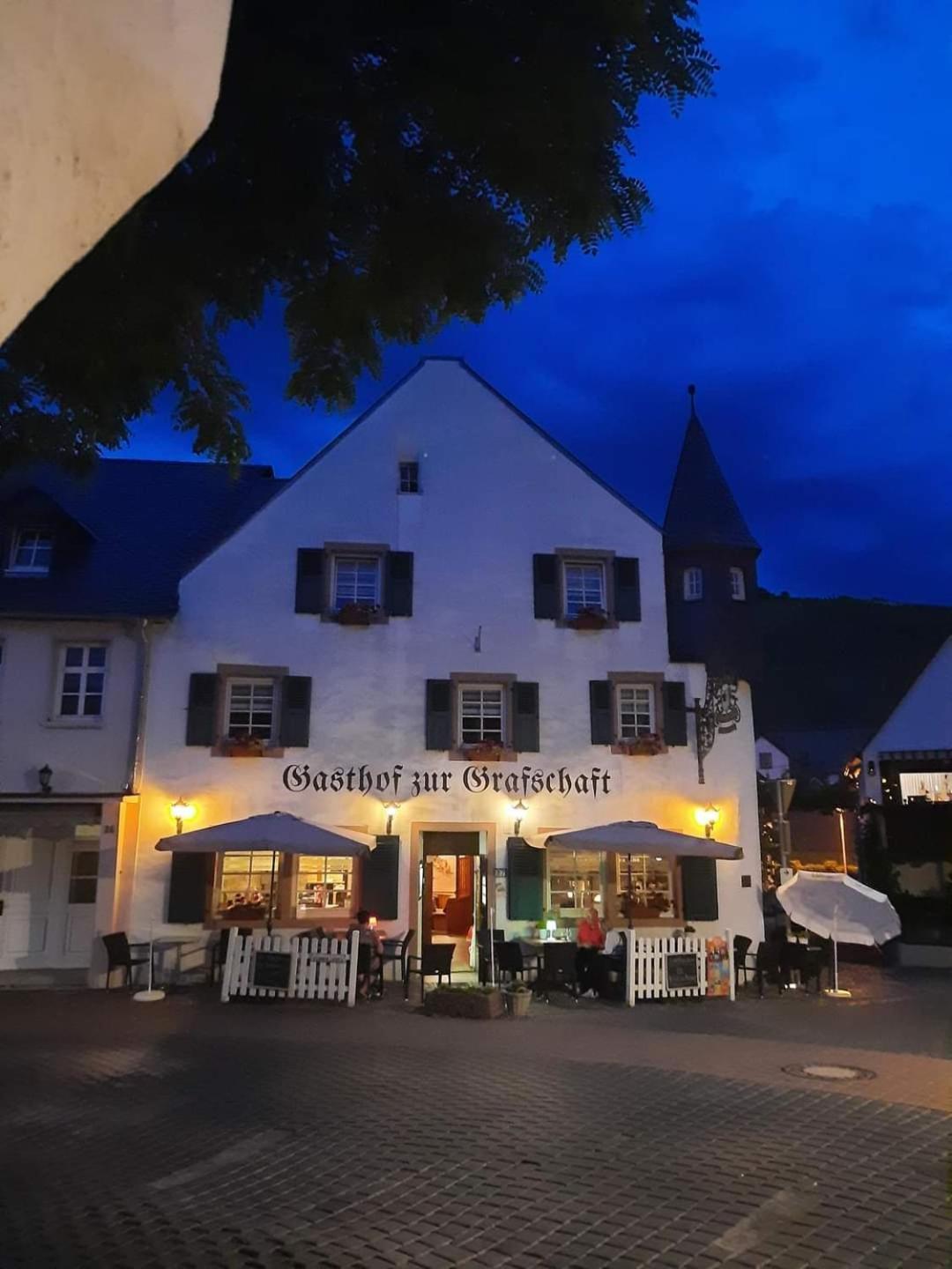 Gasthof Zur Grafschaft Veldenz エクステリア 写真