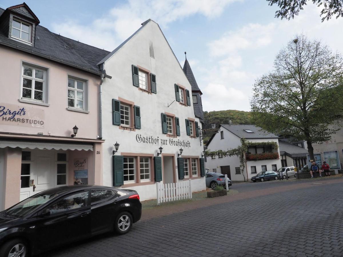 Gasthof Zur Grafschaft Veldenz エクステリア 写真